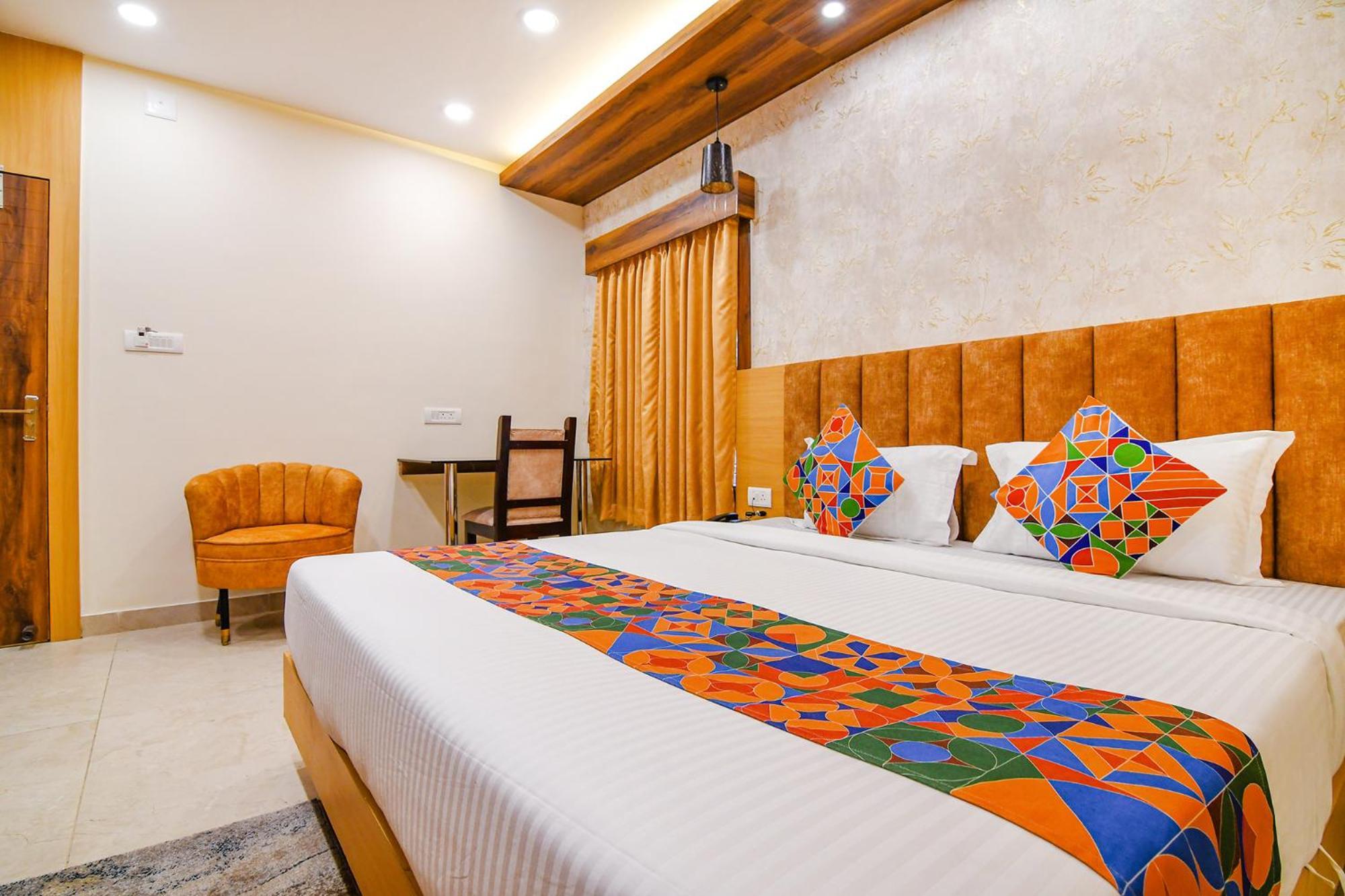Fabhotel Sonali Golden Palace - Nr Bhubaneswar Railway Station Экстерьер фото
