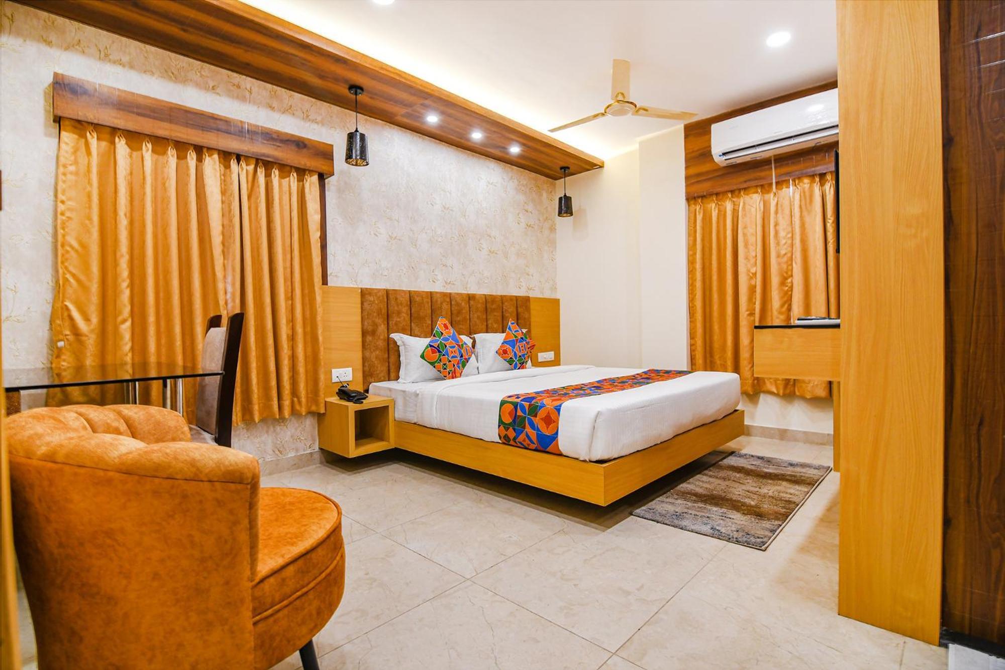 Fabhotel Sonali Golden Palace - Nr Bhubaneswar Railway Station Экстерьер фото